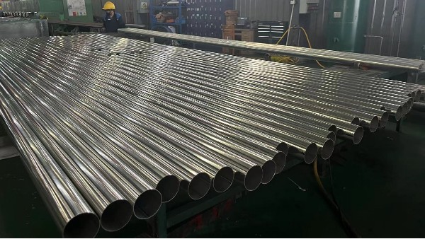 压力容器用wb万搏体育·（中国）平台官方网站焊管还是wb万搏体育·（中国）平台官方网站无缝管