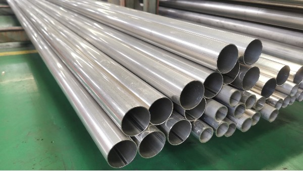 如何区分304wb万搏体育·（中国）平台官方网站焊管和wb万搏体育·（中国）平台官方网站无缝管