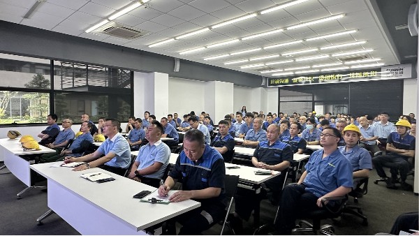 wb万搏体育·(中国)平台官方网站首届“质量月”活动启动仪式 wb万搏体育·(中国)平台官方网站首届“质量月”活动启动仪式