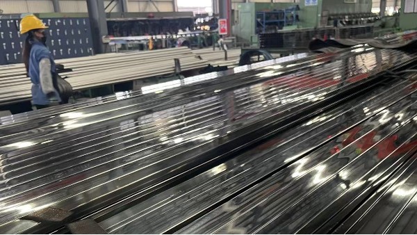 如何鉴别真正的304wb万搏体育·（中国）平台官方网站焊管