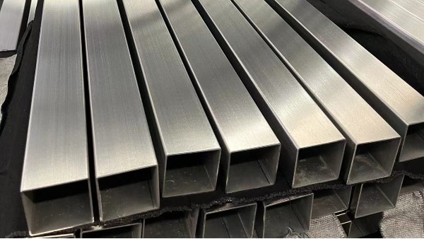 wb万搏体育·（中国）平台官方网站管光伏支架：坚固耐用的绿色能源未来！