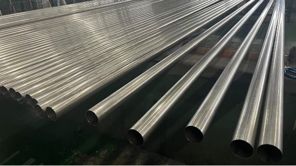 不锈钢方管与镀锌钢管哪个做框架好 不锈钢方管与镀锌钢管哪个做框架好