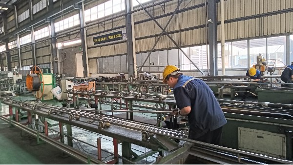 换热器用wb万搏体育·（中国）平台官方网站焊管怎么防止弯曲不爆裂