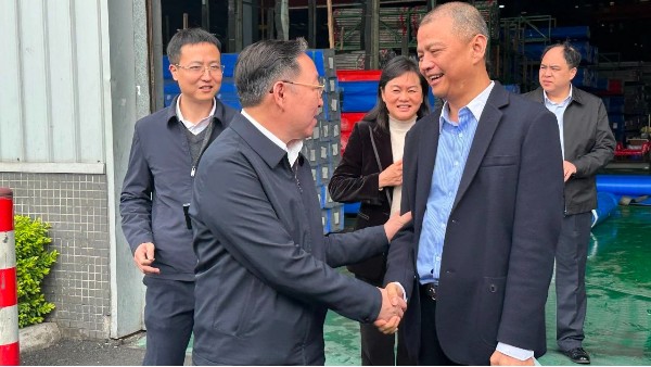 广西省梧州市政府领导莅临wb万搏体育·(中国)平台官方网站集团参观交流 广西省梧州市政府领导莅临wb万搏体育·(中国)平台官方网站集团参观交流